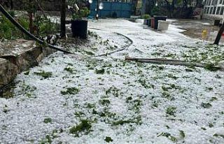 Yozgat’ı etkisi altına alan dolu, bazı bölgeleri...