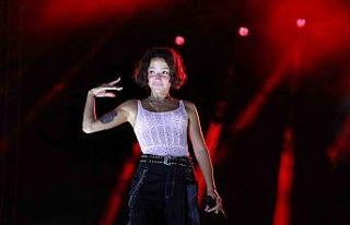 Yüksek Sadakat ve Zeynep Bastık Tekirdağ Kiraz...