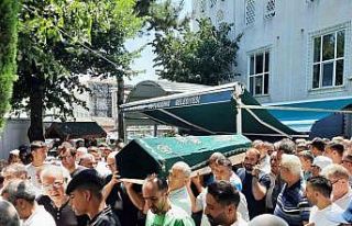 16 yaşındaki Dindar gözyaşlarıyla uğurlandı