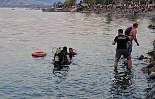 21 yaşındaki genç yüzmek için girdiği Sapanca...