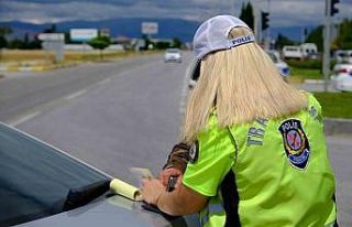 2 Bin 322 araç sürücüsüne ceza yazıldı