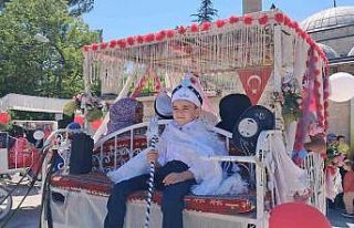 529 yıllık sünnet geleneği Karaman’da yaşatıldı