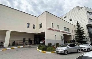 70 yaşındaki adamın elinde köstebek tabancası...