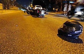 Adana’da motosiklet ile otomobil çarpıştı: 1...