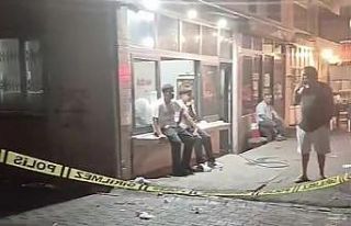 Adana’da sokakta bıçaklı saldırıya uğrayan...