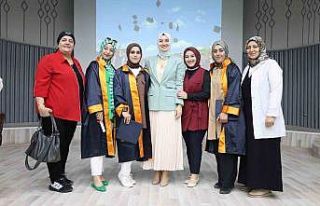 Ağrı’da Anne Akademisi mezuniyet töreni düzenlendi