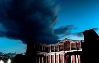 AK Parti’li Mücahit Arınç: "Gözbebeğimiz...