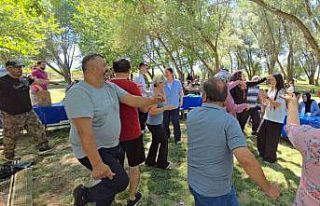 Akraba hasretini bitiren buluşma