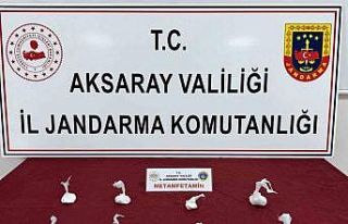 Aksaray’da jandarmadan uyuşturucu tacirlerine darbe:...