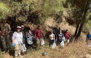 Alaşehir’de temiz bir doğa için el ele verdiler