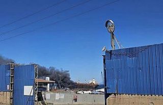 Aliağa’da sökümdeki tanker gemide yangın