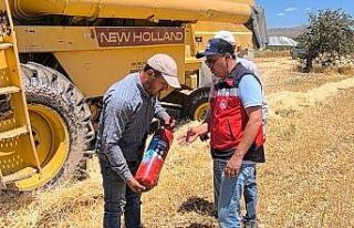 Altıntaş’ta biçerdöver hasat kontrolleri