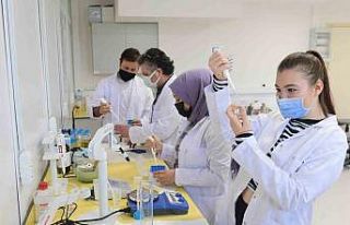 Anadolu Üniversitesi ara eleman değil, aranan mezunlar...