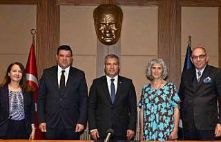 Anadolu Üniversitesi ile Kıbrıs Doğu Akdeniz Üniversitesi...