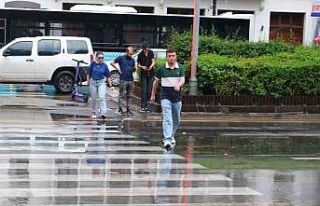 Ankara’da sağanak yağışlar sele neden oldu