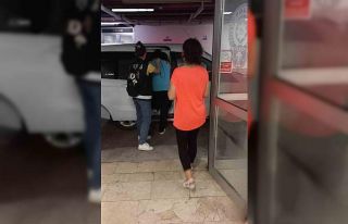 Antalya’da iş yerinden hırsızlık yapan 2 şüpheli...