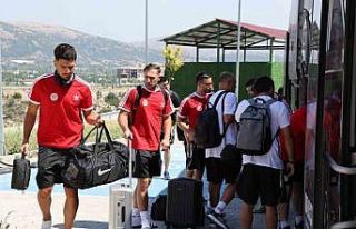 Antalyaspor Burdur’da kampa girdi