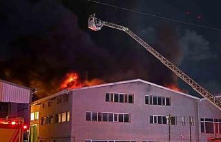 Arnavutköy Bolluca Mahallesi’nde fabrikada patlama...