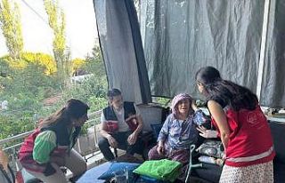 Aydın’da yangından etkilenen vatandaşlara destek