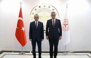 Bakan Memişoğlu, Yemen Sağlık Bakanı Bahaibah...