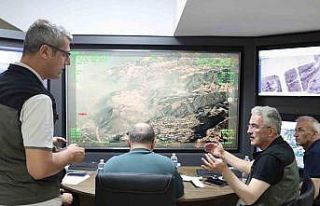 Bakan Yardımcısı ve Bursa protokolü orman yangınlarını...