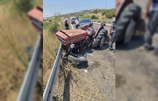 Balıkesir’de traktörle otomobil kaza yaptı: 5...