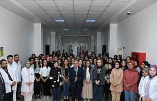 Başkan Büyükkılıç, üniversite adaylarını...