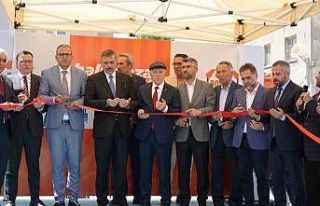 Başkan Sekmen; "Halk pazarları gönül belediyeciliğinin...