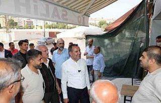 Başkan Şerifoğulları, vatandaşlarla bir araya...