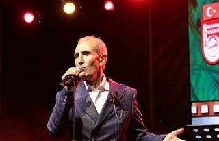 Bayburtlu sanatçılar şölenlerde sahne aldı