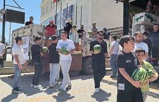 Bedava karpuzu duyan geldi