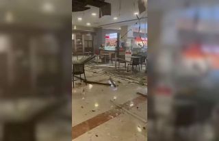 Beylikdüzü’nde AVM’nin yemek katının asma...