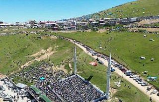 Binlerce kişi Kadırga Yaylası’nda Otçu Şenliği...