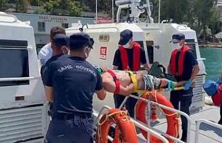 Boğulma tehlikesi yaşayan vatandaşa tıbbi tahliye