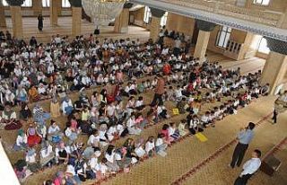 Bulanık’ta 800 öğrenci camide buluştu