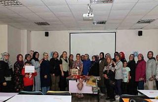 Bünyanlı kadınlar dijital dünya ile buluşuyor