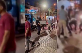 Bursa’da seyyar satıcılar ile zabıta arasında...