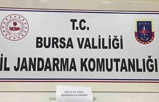 Bursa’da uyuşturucu taciri kıskıvrak yakalandı