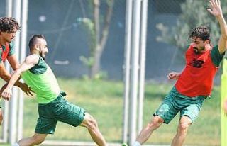 Bursaspor sabah antrenmanında tempoyu yükseltti