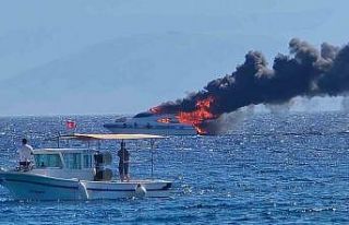 Çeşme Dalyan Marina’da yat yangını