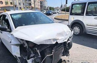 Çorum’da üç aracın karıştığı zincirleme...