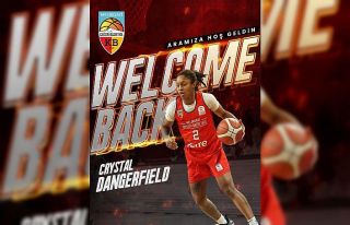 Crystal Dangerfield ile sözleşme yenilendi
