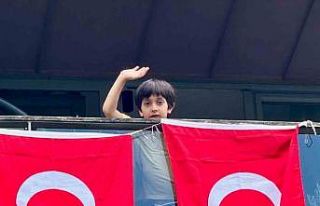 Cumhurbaşkanı Erdoğan’ın bayrak çağrısına...