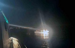 Datça açıklarında 22 düzensiz göçmen kurtarıldı