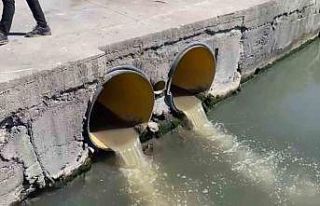 Denize arıtılmamış atık su deşarj eden BASKİ’ye...