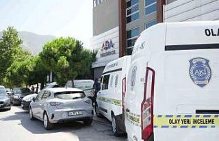 Denizli’de polis memuru kaldığı apartta ölü...