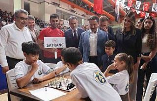 Depremzede yetim ve öksüz çocuklara umut olan Yüreğimizdeki...