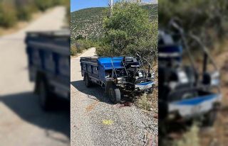 Devrilen patpatın altında kalan 19 yaşındaki genç...