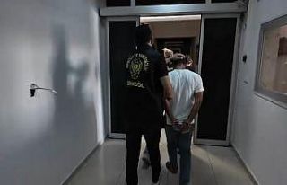 Dilenci kılığında evlere girerek 1 milyon liralık...