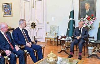 Dışişleri Bakanı Fidan ile Milli Savunma Bakanı...